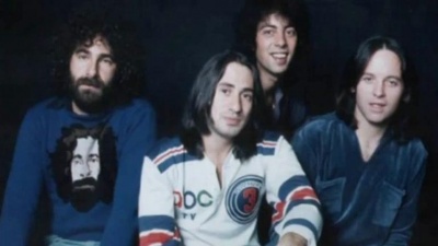10cc - I'm Not In Love