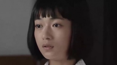 小老妈妈 - 张也《说不尽的乡情》，真是太好听了，不愧是国家级歌唱家！