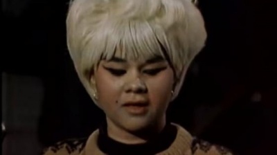Etta James - Something's Got A Hold On Me (Live)