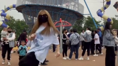 娱班长 - 我要送你日不落的想念～寄出代表爱的明信片#日不落漫不经心舞#日不落#舞蹈