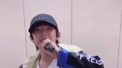 笑着伪装我不顾 - TF家族三代