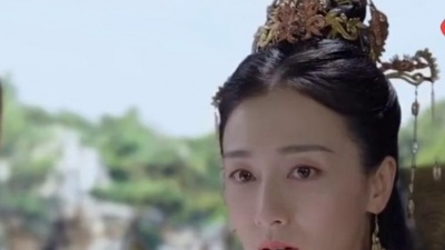 游龙戏凤 - 【斛珠夫人27、28】疯皇帝，凉药由你开始，却不由你结束，开始凉薄，现在挽回，小白兔，你说，由他吗？