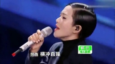 简寻音乐 - 谭维维真是国宝级歌手，一曲《天黑黑》展示美声功底，简直太赞了