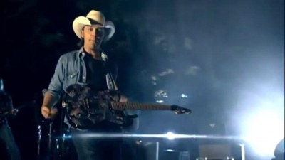 Justin Moore - Backwoods