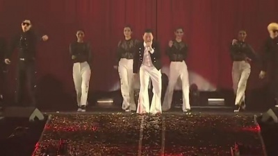PSY - DADDY + 나팔바지+ GANGNAM STYLE (Live At SBS歌谣大战 2015/12/27)