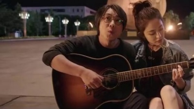 缝纫机乐队 - 虫儿飞 (TV版) (《缝纫机乐队》电影插曲)
