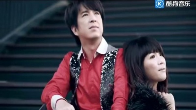 王健杰、吴仪君 - 牵手作伴