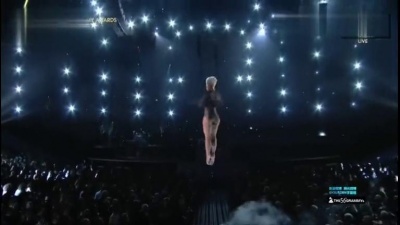 P!nk、Nate Ruess - Try & Just Give Me a Reason 2014格莱美奖典礼现场版 中英字幕 (OURDEN)