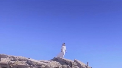 维维任意门 - 婁藝瀟 Loura Lou - 海市蜃樓 Mirage (Official Music Vi