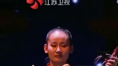 发财银行 - 【神仙合作】迪玛希+腾格尔《鸿雁》，视听双重享受。