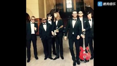 Maroon 5 - Sugar - Maroon 5 Adam Levine Wedding Crasher Mash-Up