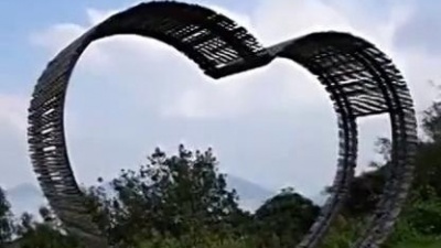 烟锁重楼 - 张玮伽一曲经典老歌《你知道我在等你吗》，让你的耳朵怀孕。