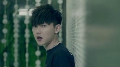 黄义达 - Broken Heart