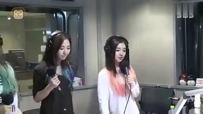 Red Velvet - Happiness - Kim Chang Ryul's Radio 现场版 14/08/06
