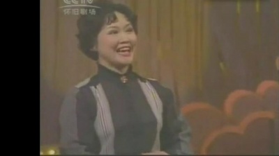 李谷一 - 问声祖国好 1983年春晚 现场版