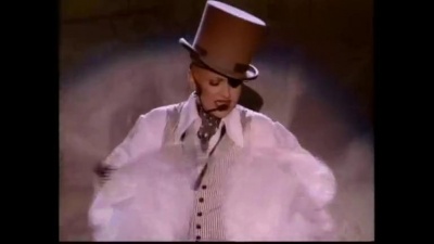 Madonna - Justify My Love (The Girlie Show Tour)现场版