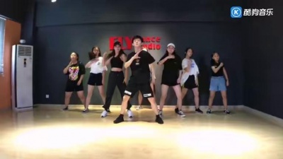 樱空释 - EXO-LOVE SHOT COVER--【FLY DANCE】导师 LIN