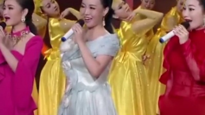 音乐制片厂 - 新年唱老歌之歌曲联唱《歌曲飘过四十年》