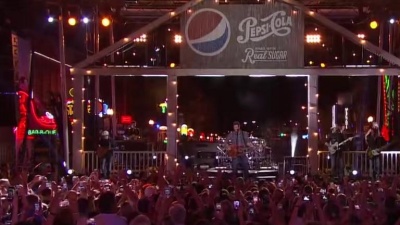 Blake Shelton、Pistol Annies - Boys 'Round Here