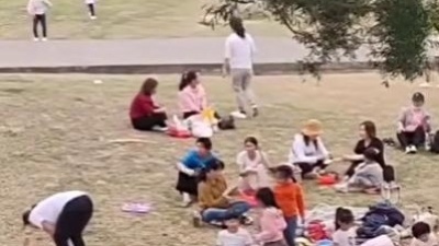 吴俊成 - 吴俊成《卸了妆的女人》