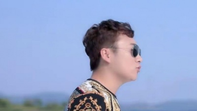 徐靖博 - 自甘堕落