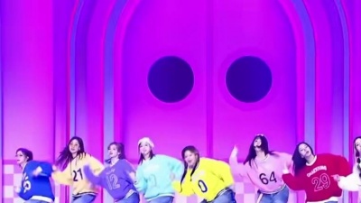 TWICE - Talk that Talk