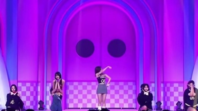 TWICE - CHEER UP