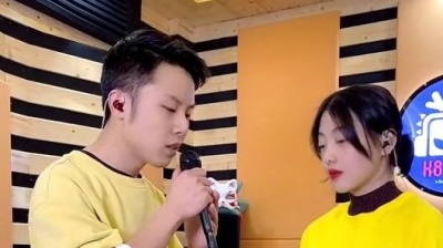 王俊余乐 - 伤感动听歌曲串烧