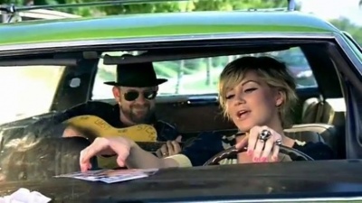 Sugarland - Stuck Like Glue