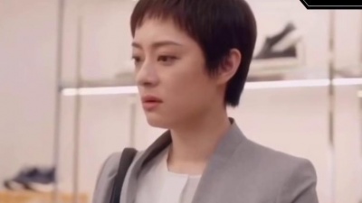 茶色玫瑰 - 安家里面娘娘的肉色丝袜！