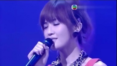 蔡卓妍 - 为什么 2012年TVB8金曲榜颁奖典礼 现场版 12/12/23