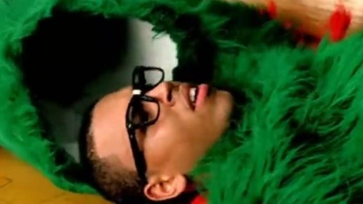 Chris Brown、T-Pain - Kiss Kiss