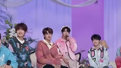 TF家族-朱志鑫、TF家族-张泽禹、TF家族-张极、TF家族-左航、TF家族-苏新皓、TF家族-张峻豪、TF家族-余宇涵、TF家族-穆祉丞、TF家族-陈天润、TF家族-童禹坤、TF家族-邓佳鑫、TF家族-黄朔 - 粉色海洋