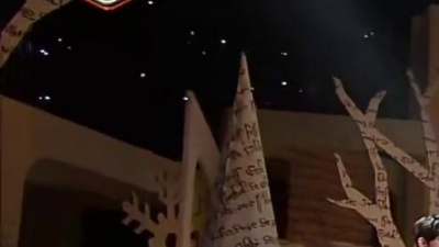 AKMU、道英 (도영)、JISOO(지수)、珍荣 - 겨울아이 (Live At 人气歌谣 2017/02/19) (Winter Child)