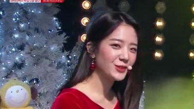 fromis_9 (프로미스나인) - All I Want For Christmas Is You