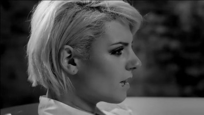 Craig Connelly、Christina Novelli - Black Hole