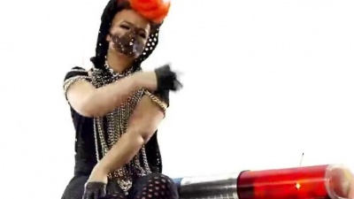 Eva Simons、Konshens - Policeman