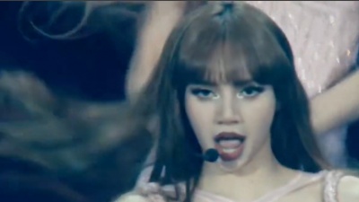 BLACKPINK - Pretty Savage