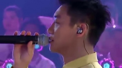 李晨、郑恺、沙溢、白鹿、周深、范丞丞 - 你曾是少年