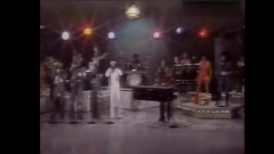 KC & The Sunshine Band - Shake Your Booty (Shake, Shake, Shake) 现场版