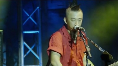 脑浊乐队 - 理想的新街口 (《再见乌托邦》北京演唱会)