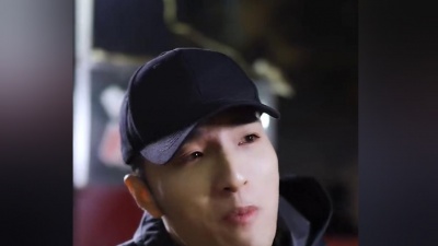 田一名 - 你不配我的泪
