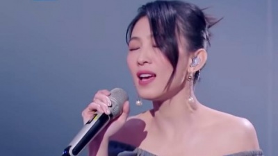 戴佩妮、GAI周延 - 用情