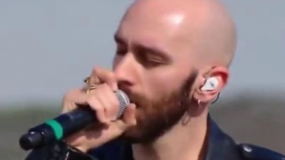 Bebe Rexha / Machine Gun Kelly / X Ambassadors - Home (Live) (电影《光灵》主题曲)