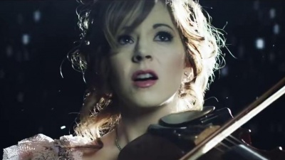 Lindsey Stirling、Lzzy Hale - Shatter Me