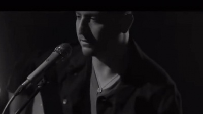 天天想睡觉 - #The Police警察乐队Every Breath You Take你的每一次呼吸#卡宏鼓伴奏
