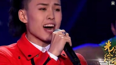 张玮、CCTV音乐频道光荣绽放 - 有没有那么一首歌