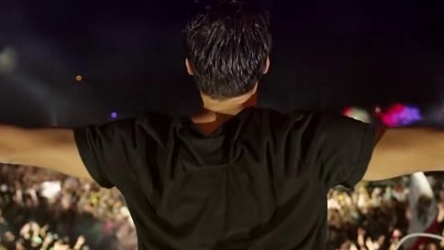 Calvin Harris、R3HAB - Burnin