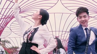 钟晓玉、钟盛忠 - 新年好
