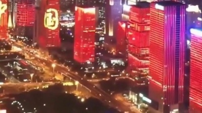 内娱探长 - 《我爱你中国》低八度女声版，祝我们的祖国繁荣昌盛